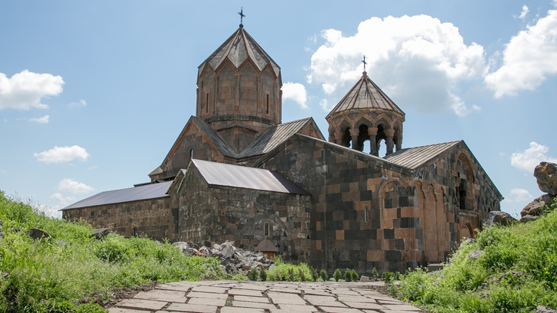 Hovhannavank Monastery